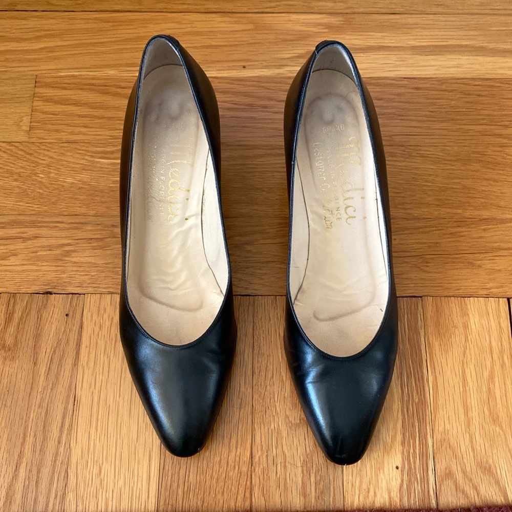 Medici black leather dress shoes